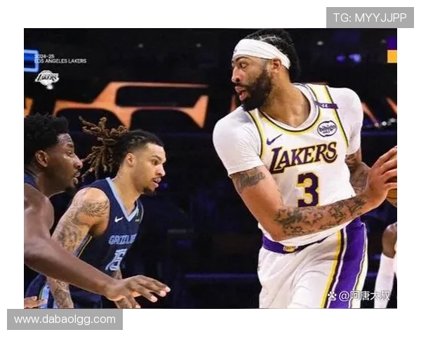 NBA直播火箭对灰熊:西部新锐对决引爆常规赛焦点战 NBA直播火箭对灰熊:西部新锐对决引爆常规赛焦点战